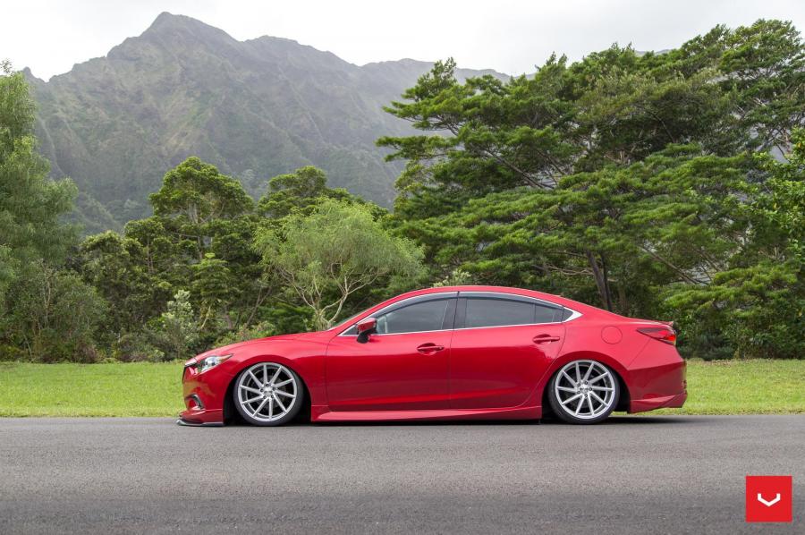  Mazda6 X Work on Vossen Wheels (CVT) 2017 года  (фото 8 из 10)
